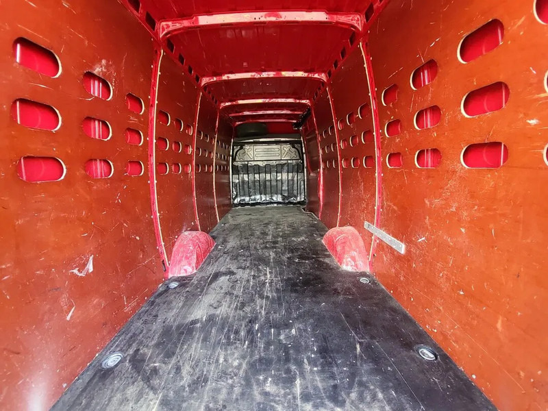 Iveco Daily 35S12 - Furgon, Dodávkа s dvojitou kabínou: obrázok 5 Iveco Daily 35S12 - Furgon, Dodávkа s dvojitou kabínou: obrázok 5