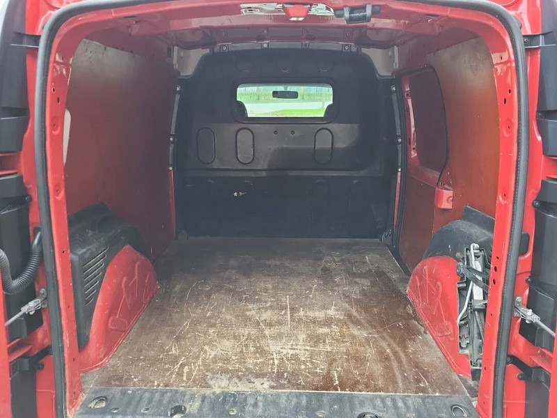 Mercedes-Benz Citan - Malá dodávka: obrázok 4 Mercedes-Benz Citan - Malá dodávka: obrázok 4