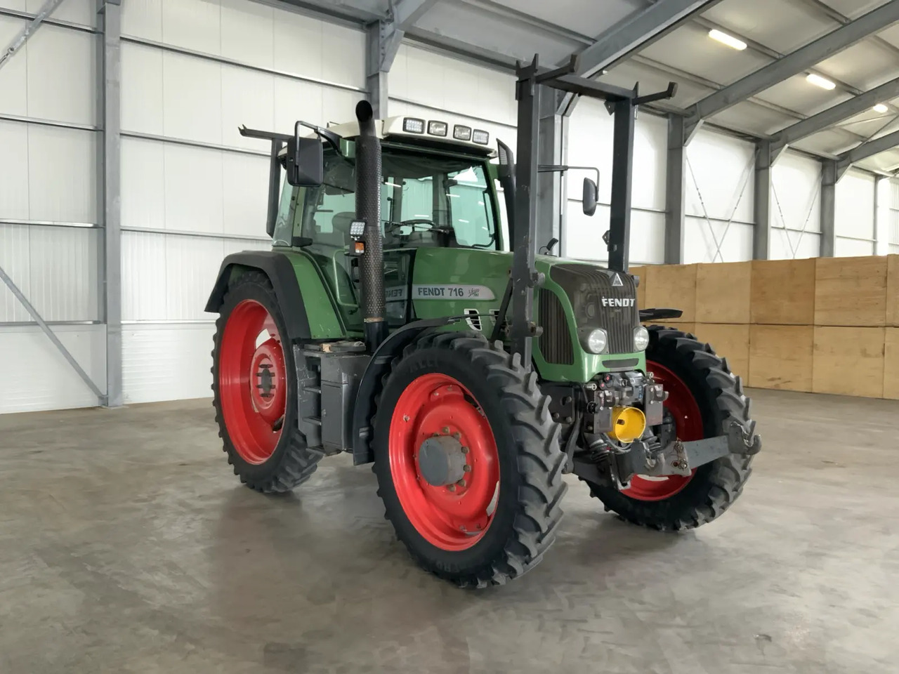 Fendt 716 Vario TMS - Traktor: obrázok 3 Fendt 716 Vario TMS - Traktor: obrázok 3