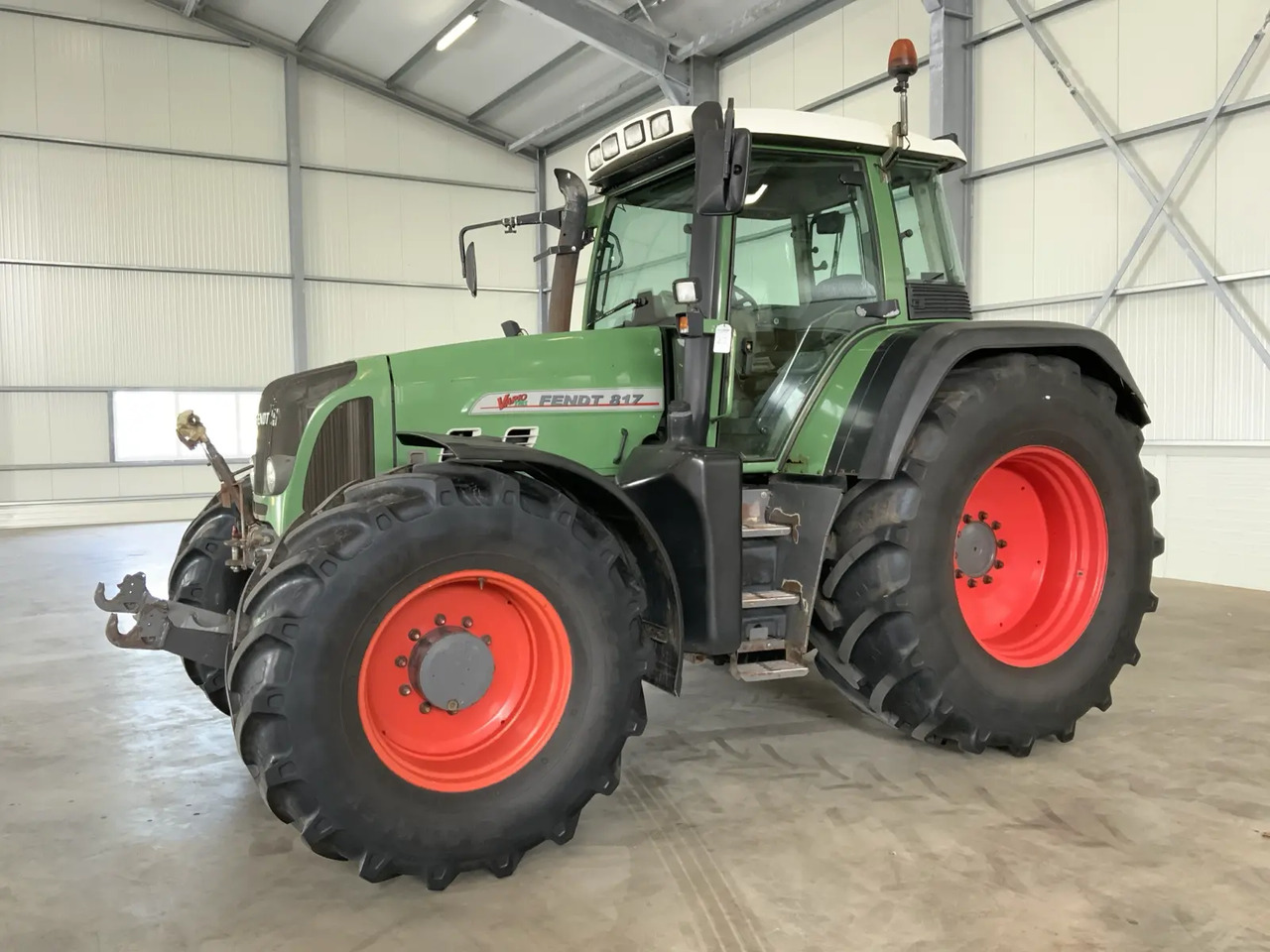Fendt 817 Vario TMS - Traktor: obrázok 1 Fendt 817 Vario TMS - Traktor: obrázok 1