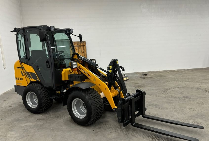 Schäffer 2430 HD - Pásový šmykom riadený nakladač: obrázok 2 Schäffer 2430 HD - Pásový šmykom riadený nakladač: obrázok 2