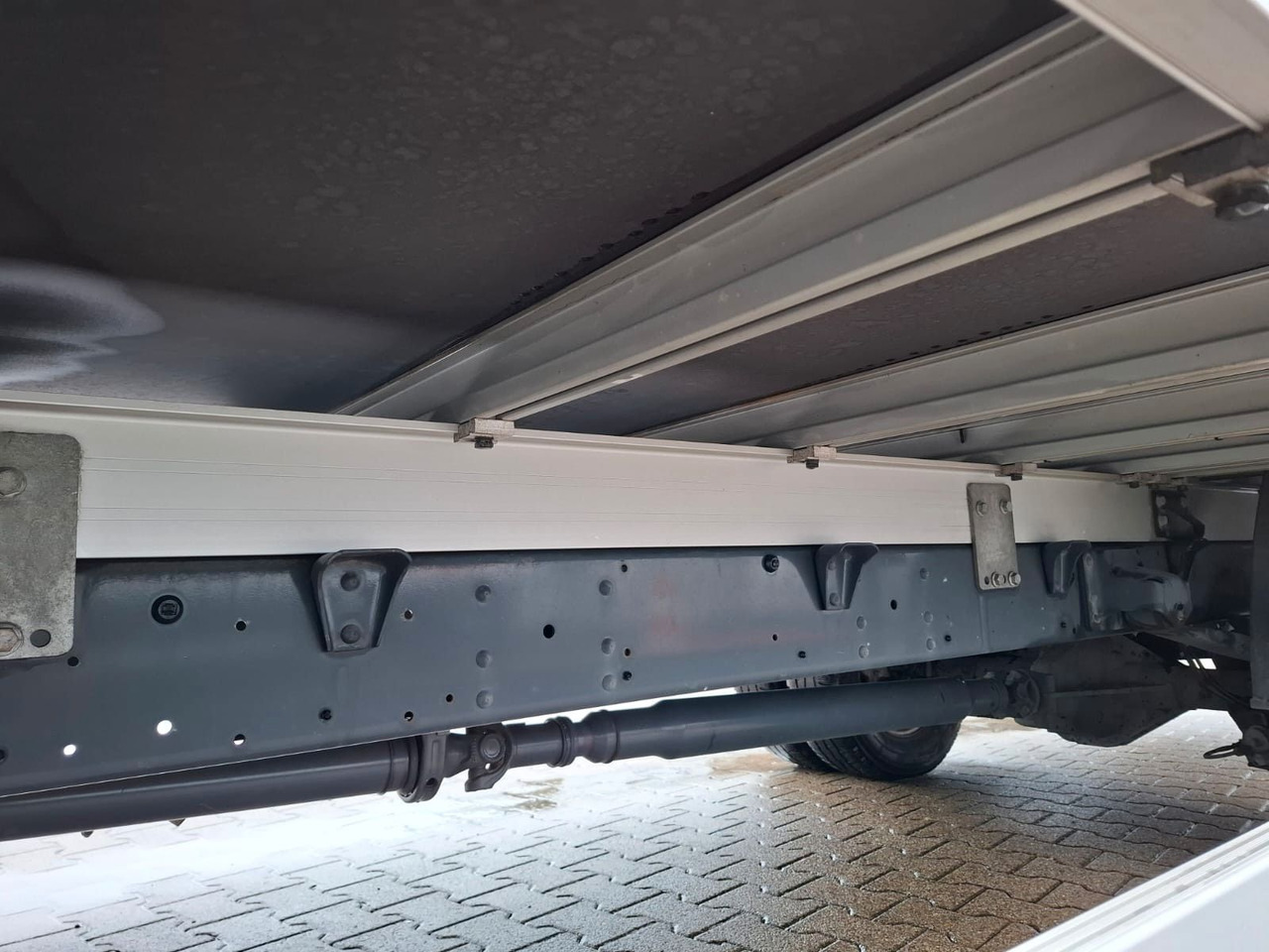 Iveco 72-210A8/P, Klima, Luft, HiMatic, LBW, RFK, - Plachtová dodávka: obrázok 5 Iveco 72-210A8/P, Klima, Luft, HiMatic, LBW, RFK, - Plachtová dodávka: obrázok 5