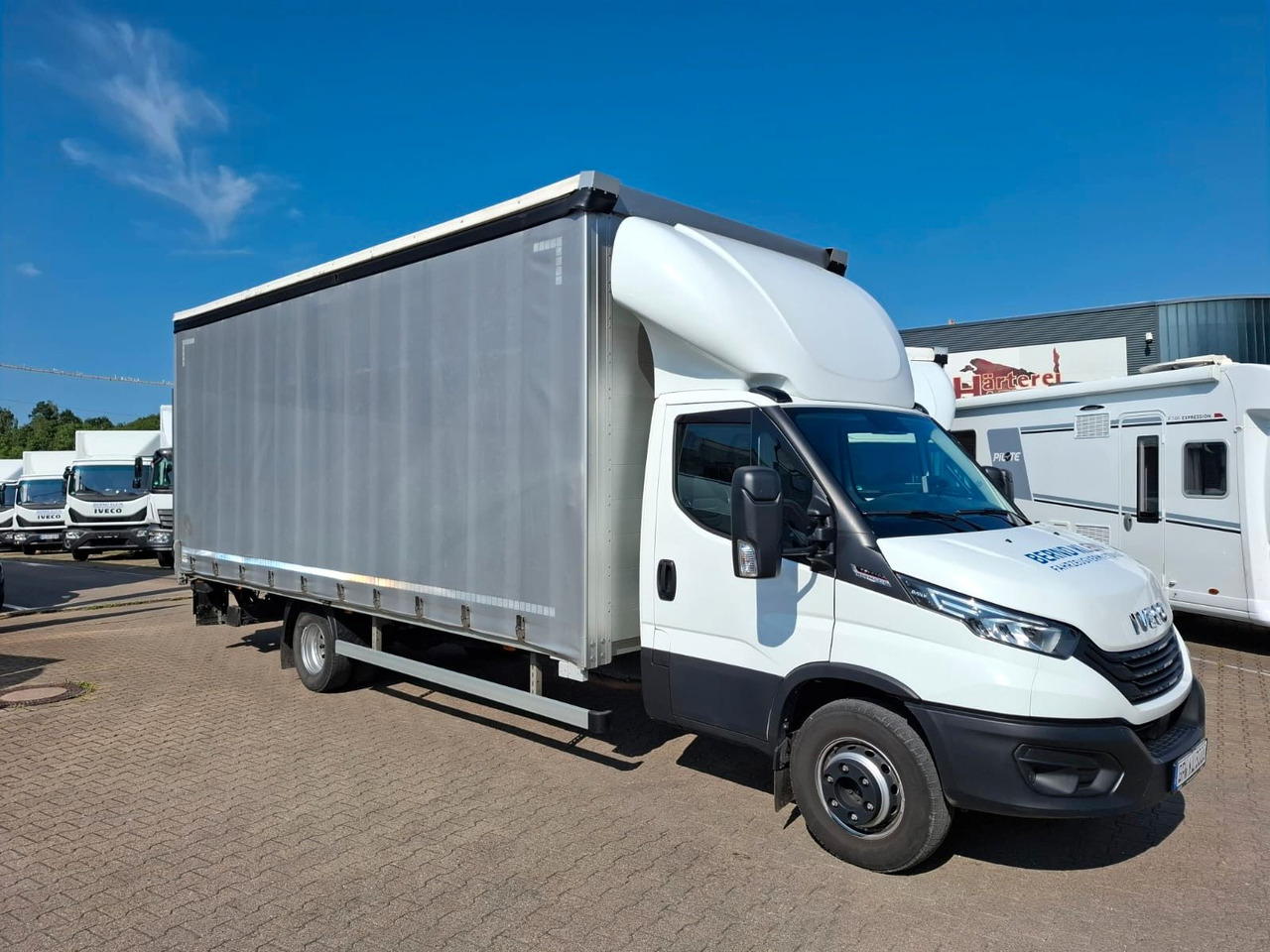 Iveco 72-210P/A8,Luft,HiMatic,LBW,Schiebepl., - Plachtová dodávka: obrázok 1 Iveco 72-210P/A8,Luft,HiMatic,LBW,Schiebepl., - Plachtová dodávka: obrázok 1