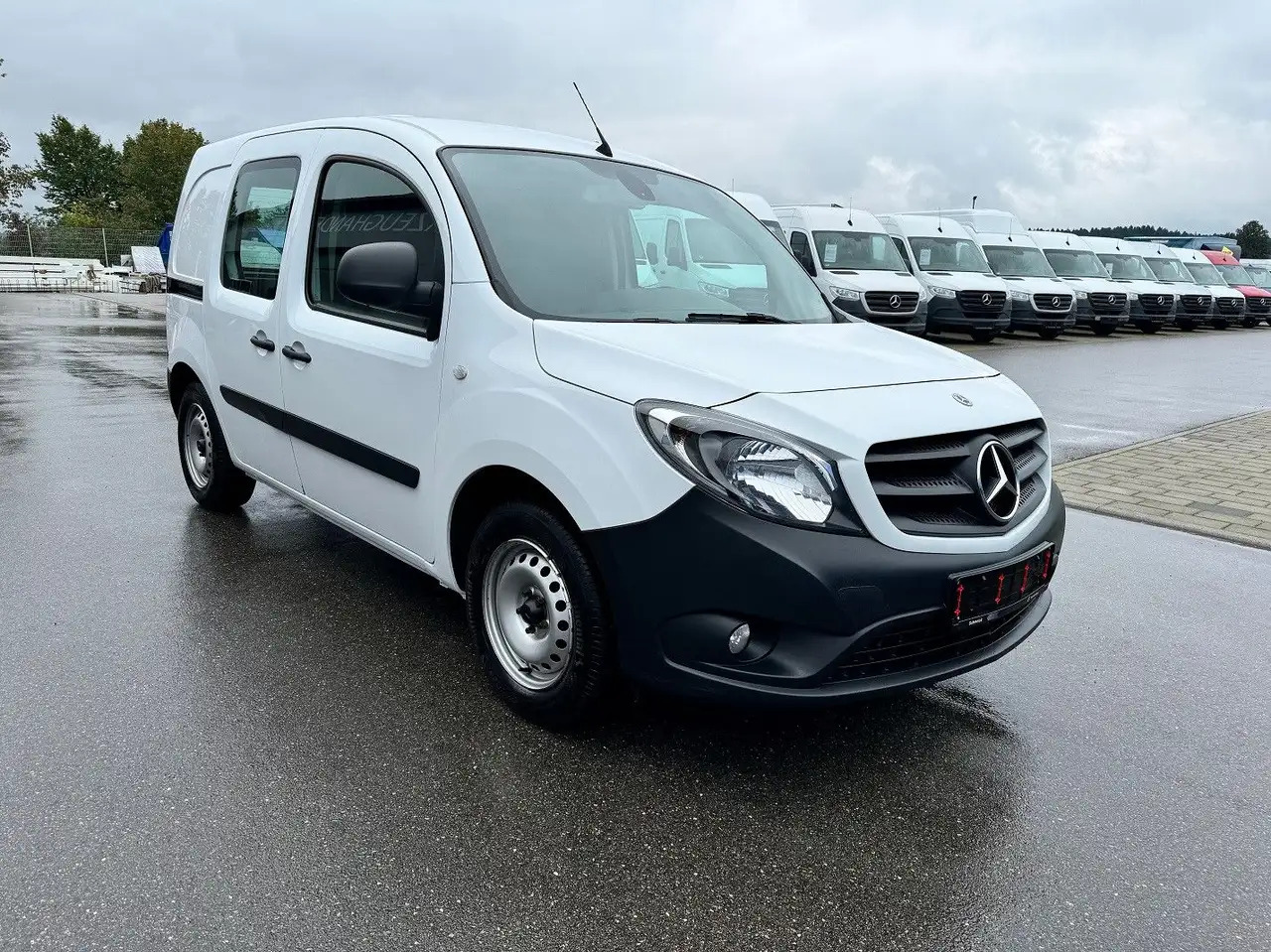 Mercedes-Benz Citan 111 CDI Lang Klima AHK - Furgon: obrázok 2 Mercedes-Benz Citan 111 CDI Lang Klima AHK - Furgon: obrázok 2
