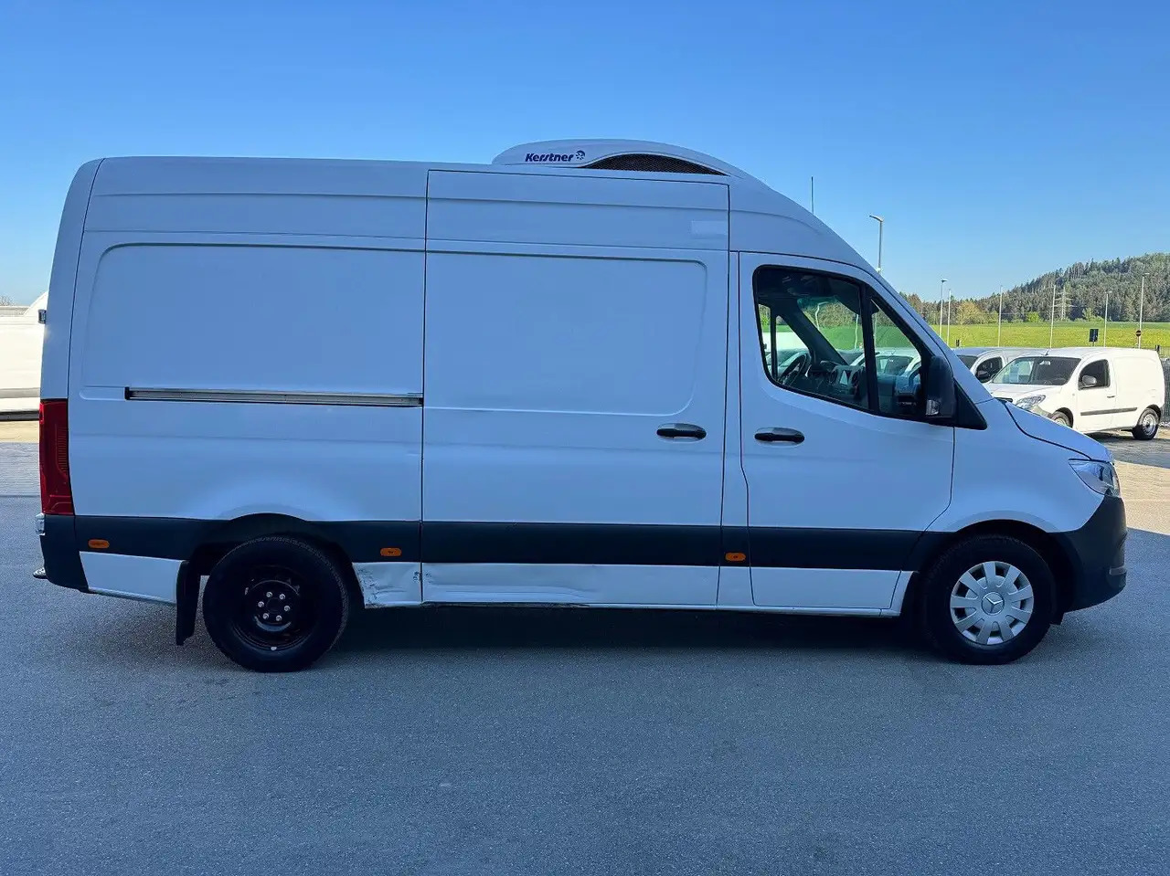 Mercedes-Benz Sprinter 316 CDI Lang Hoch Frischdienst Kerstner - Chladiarenská dodávka: obrázok 4 Mercedes-Benz Sprinter 316 CDI Lang Hoch Frischdienst Kerstner - Chladiarenská dodávka: obrázok 4