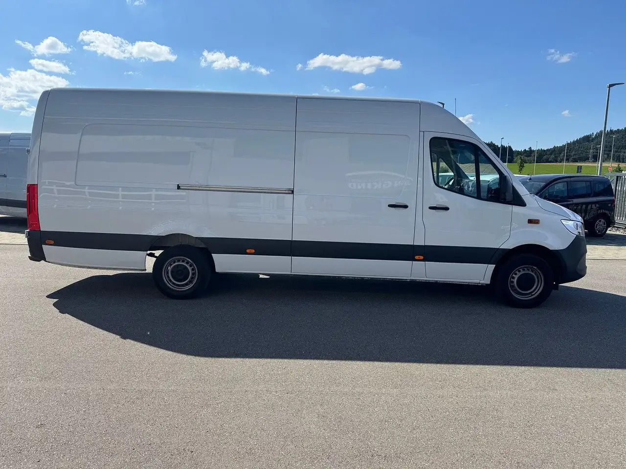 Mercedes-Benz Sprinter 317 CDI Maxi Lang XXL Extralang MBUX - Furgon: obrázok 4 Mercedes-Benz Sprinter 317 CDI Maxi Lang XXL Extralang MBUX - Furgon: obrázok 4