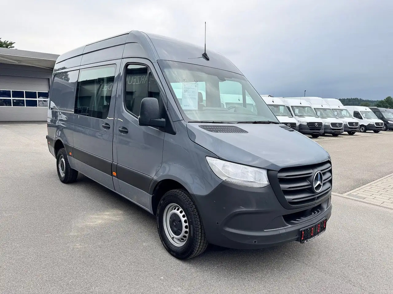 Mercedes-Benz Sprinter 319 CDI Mixto Lang Hoch Klima AHK - Furgon, Dodávkа s dvojitou kabínou: obrázok 2 Mercedes-Benz Sprinter 319 CDI Mixto Lang Hoch Klima AHK - Furgon, Dodávkа s dvojitou kabínou: obrázok 2