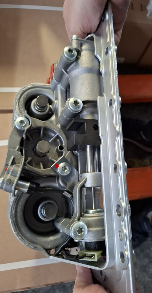 ASTRONIC ZF - Prevodovka a diely pre Nákladné auto: obrázok 3 ASTRONIC ZF - Prevodovka a diely pre Nákladné auto: obrázok 3