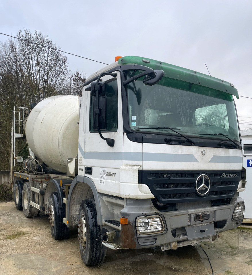 Mercedes Actros 3241 - Domiešavač: obrázok 1 Mercedes Actros 3241 - Domiešavač: obrázok 1