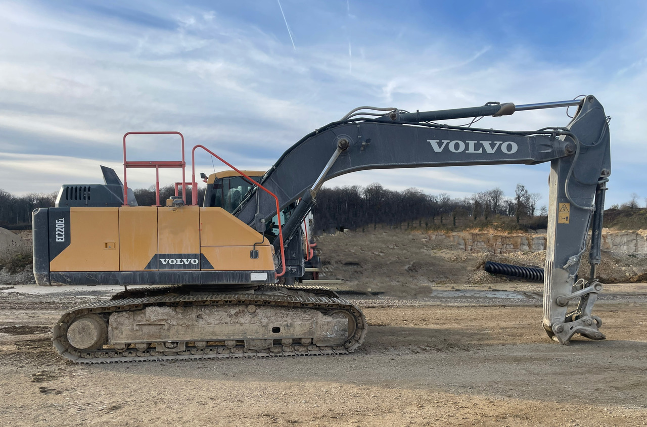 Volvo EC220EL - Pásové rýpadlo: obrázok 1 Volvo EC220EL - Pásové rýpadlo: obrázok 1