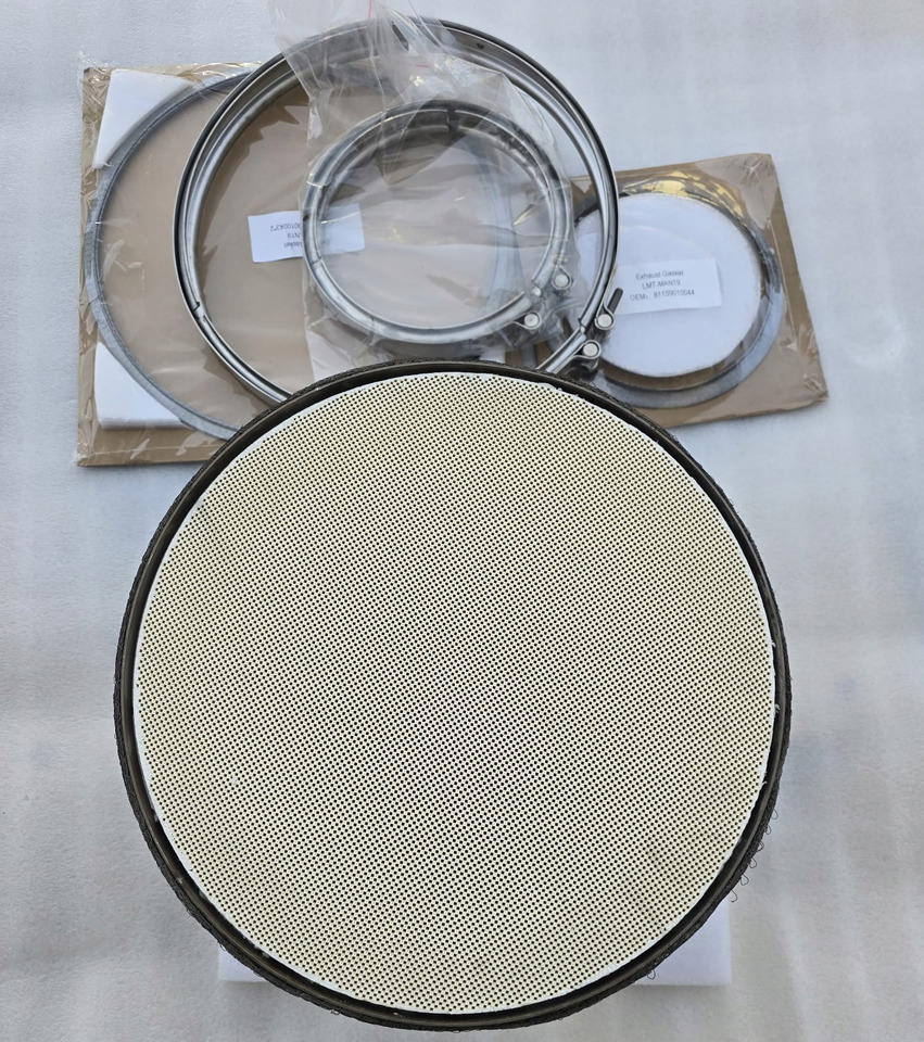 Nowy Wkład DPF MAN TGX Euro 6 + Zestaw uszczelek - Výfukový systém pre Nákladné auto: obrázok 3 Nowy Wkład DPF MAN TGX Euro 6 + Zestaw uszczelek - Výfukový systém pre Nákladné auto: obrázok 3