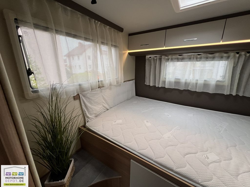 Ahorn Alaska TD Plus Aufl. 4to & Luftfed. & Hubbett - Polointegrované obytné auto: obrázok 5 Ahorn Alaska TD Plus Aufl. 4to & Luftfed. & Hubbett - Polointegrované obytné auto: obrázok 5