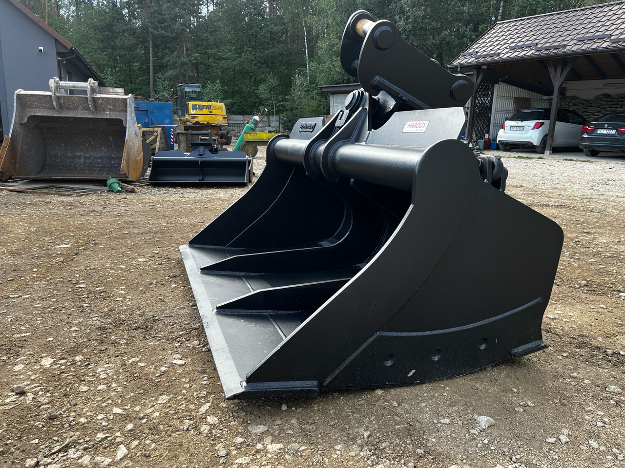 Łyżka skarpowa hydraulicznie uchylna 1.4m3 - Lyžica pre rýpadlo pre Lyžica pre rýpadlo: obrázok 3 Łyżka skarpowa hydraulicznie uchylna 1.4m3 - Lyžica pre rýpadlo pre Lyžica pre rýpadlo: obrázok 3