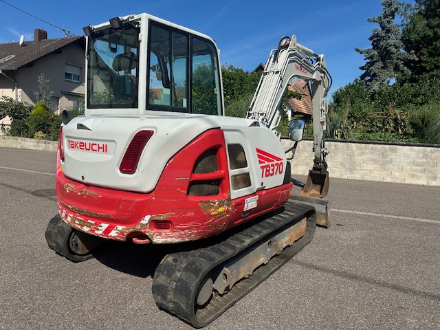 TAKEUCHI TB 370 - Mini rýpadlo: obrázok 4 TAKEUCHI TB 370 - Mini rýpadlo: obrázok 4