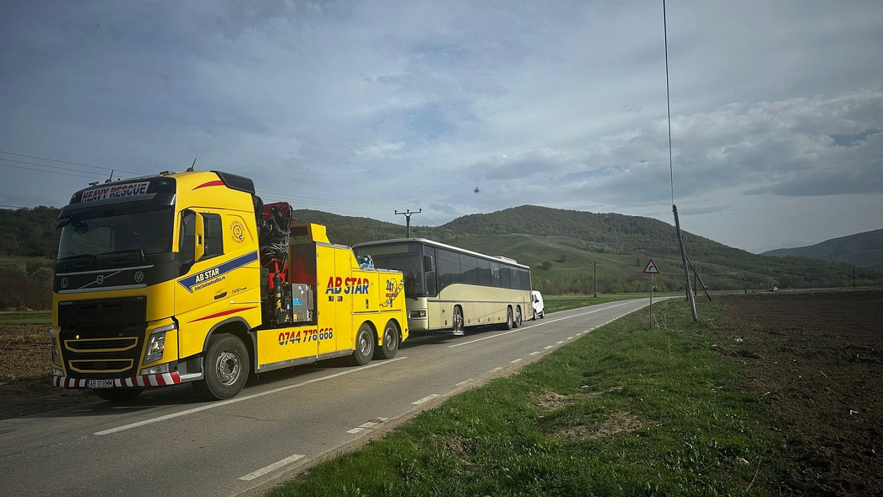 VOLVO FH500 - Auto s hydraulickou rukou: obrázok 4 VOLVO FH500 - Auto s hydraulickou rukou: obrázok 4