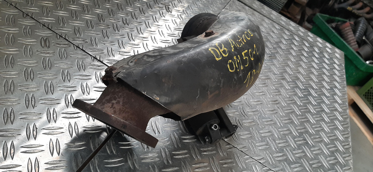 Gebrauchte DB Actros 1840 OM 501 Abgasrohr mit Motorbremse, Artikel - Nr. : 81.99999 - 9999 - Výfukové potrubie pre Nákladné auto: obrázok 5 Gebrauchte DB Actros 1840 OM 501 Abgasrohr mit Motorbremse, Artikel - Nr. : 81.99999 - 9999 - Výfukové potrubie pre Nákladné auto: obrázok 5