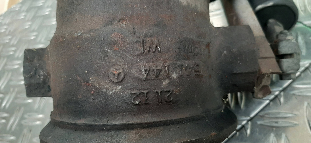 Gebrauchte DB Actros 1840 OM 501 Abgasrohr mit Motorbremse, Artikel - Nr. : 81.99999 - 9999 - Výfukové potrubie pre Nákladné auto: obrázok 4 Gebrauchte DB Actros 1840 OM 501 Abgasrohr mit Motorbremse, Artikel - Nr. : 81.99999 - 9999 - Výfukové potrubie pre Nákladné auto: obrázok 4