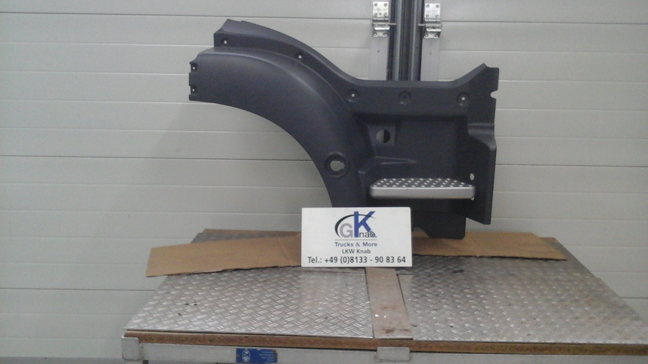 Neuwertiger MAN TGM / TG3 Einstiegkotflügel kurz, komplett, rechts Artikel - Nr.: 81.61520 - 0210 - Blatník pre Nákladné auto: obrázok 2 Neuwertiger MAN TGM / TG3 Einstiegkotflügel kurz, komplett, rechts Artikel - Nr.: 81.61520 - 0210 - Blatník pre Nákladné auto: obrázok 2
