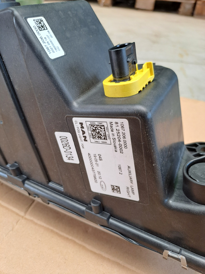 Neuwertiger Nebelscheinwerfer MAN TG3 rechts, Artikel - Nr. : 81.25204 - 0002 / 0001 - Hmlové svetlo pre Nákladné auto: obrázok 3 Neuwertiger Nebelscheinwerfer MAN TG3 rechts, Artikel - Nr. : 81.25204 - 0002 / 0001 - Hmlové svetlo pre Nákladné auto: obrázok 3