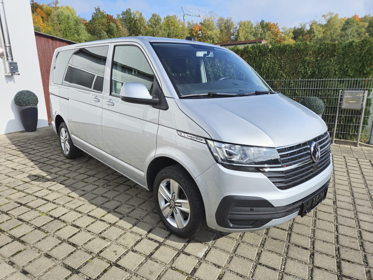 VOLKSWAGEN T6.1 Caravelle 4Motion/Automatik/Kamera/App-Con. - Mikrobus: obrázok 2 VOLKSWAGEN T6.1 Caravelle 4Motion/Automatik/Kamera/App-Con. - Mikrobus: obrázok 2