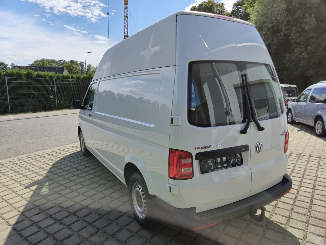 Volkswagen T6 Transporter Benzin Hochdach LR Standheizung - Malá dodávka: obrázok 4 Volkswagen T6 Transporter Benzin Hochdach LR Standheizung - Malá dodávka: obrázok 4