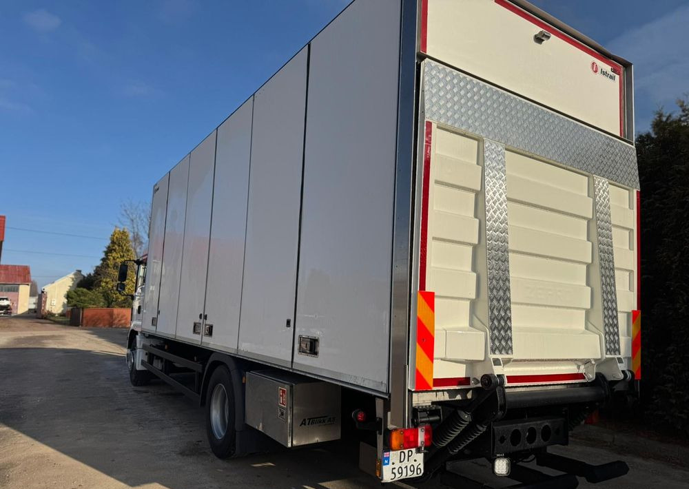 MAN MAN TGM 18.290/ IZOTERMA / OTWIERANY BOK/ /WINDA / 19 EUROPALET/ NISKI PRZEBIEG /SYPIALKA /ACC/EURO6 - Chladirenské nákladné vozidlo: obrázok 5 MAN MAN TGM 18.290/ IZOTERMA / OTWIERANY BOK/ /WINDA / 19 EUROPALET/ NISKI PRZEBIEG /SYPIALKA /ACC/EURO6 - Chladirenské nákladné vozidlo: obrázok 5