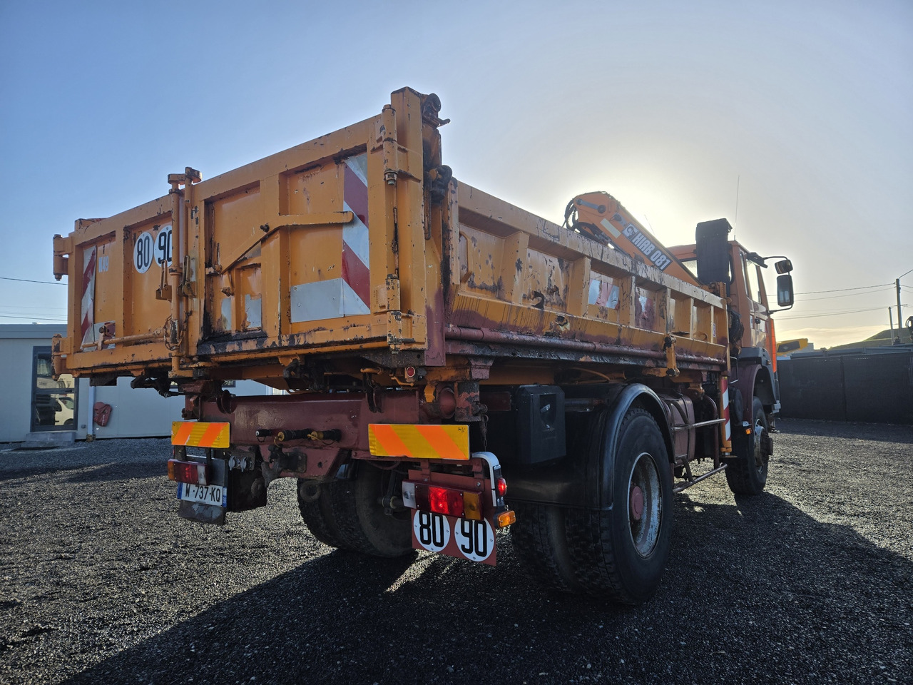 Renault G300 / 4x4 - Sklápač, Auto s hydraulickou rukou: obrázok 4 Renault G300 / 4x4 - Sklápač, Auto s hydraulickou rukou: obrázok 4