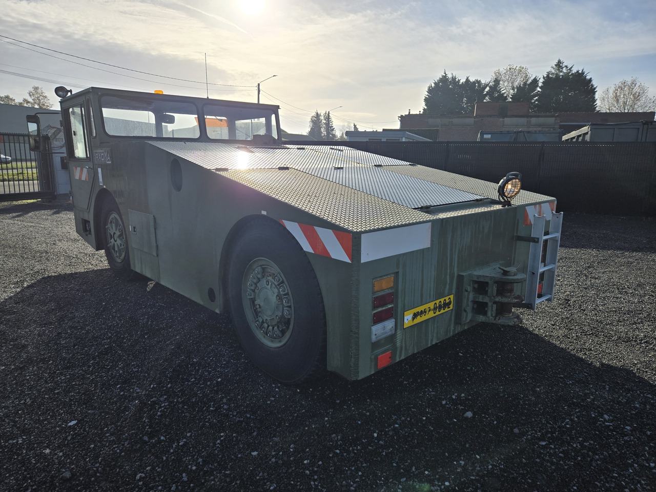 Tracma TD18000 - Ťahač lietadiel: obrázok 3 Tracma TD18000 - Ťahač lietadiel: obrázok 3