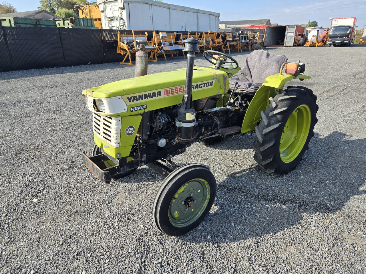 Yanmar YM240 - Kompaktný traktor: obrázok 3 Yanmar YM240 - Kompaktný traktor: obrázok 3