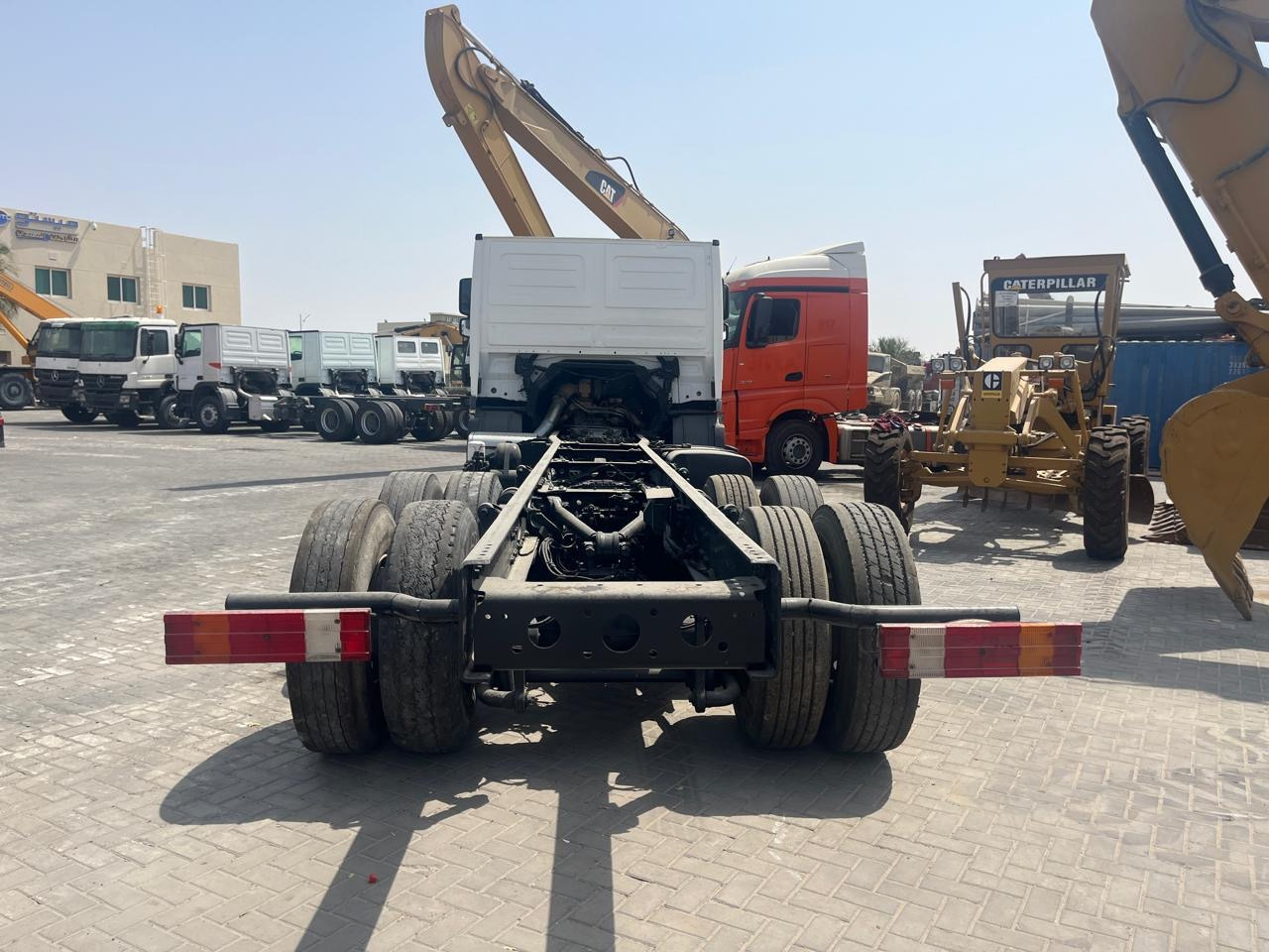 Leasing MERCEDES-BENZ Actros 3340 MERCEDES-BENZ Actros 3340: obrázok 26 Leasing MERCEDES-BENZ Actros 3340 MERCEDES-BENZ Actros 3340: obrázok 26