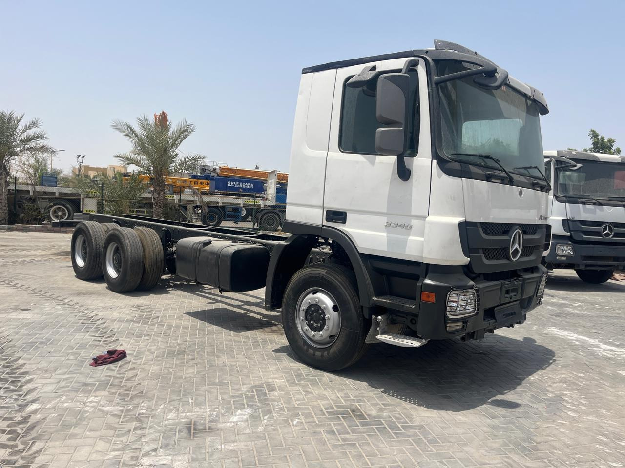 Leasing MERCEDES-BENZ Actros 3340 MERCEDES-BENZ Actros 3340: obrázok 9 Leasing MERCEDES-BENZ Actros 3340 MERCEDES-BENZ Actros 3340: obrázok 9