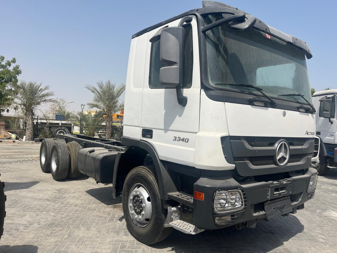 Leasing MERCEDES-BENZ Actros 3340 MERCEDES-BENZ Actros 3340: obrázok 32 Leasing MERCEDES-BENZ Actros 3340 MERCEDES-BENZ Actros 3340: obrázok 32