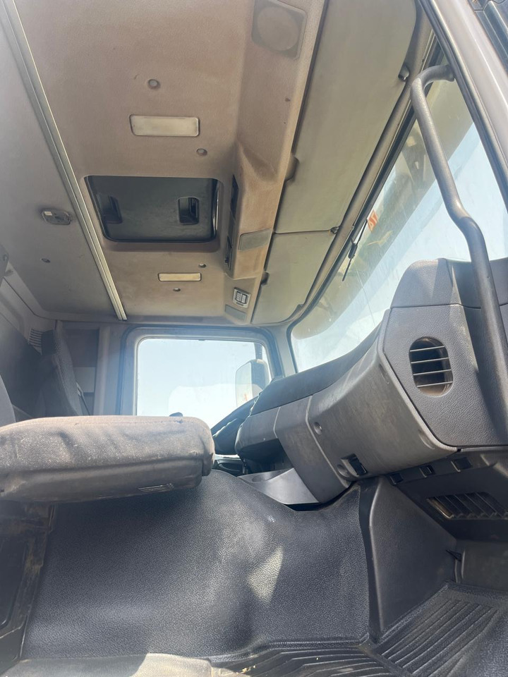 Leasing MERCEDES-BENZ Actros 3340 MERCEDES-BENZ Actros 3340: obrázok 16 Leasing MERCEDES-BENZ Actros 3340 MERCEDES-BENZ Actros 3340: obrázok 16