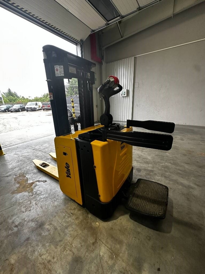 Yale MS12x - Stohovač: obrázok 4 Yale MS12x - Stohovač: obrázok 4