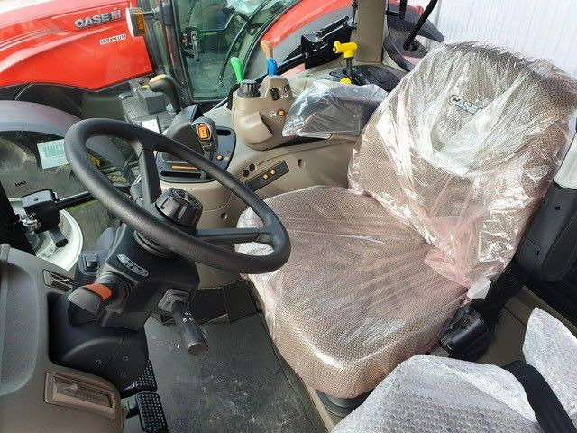 Case IH Maxxum 115 - Traktor: obrázok 5 Case IH Maxxum 115 - Traktor: obrázok 5