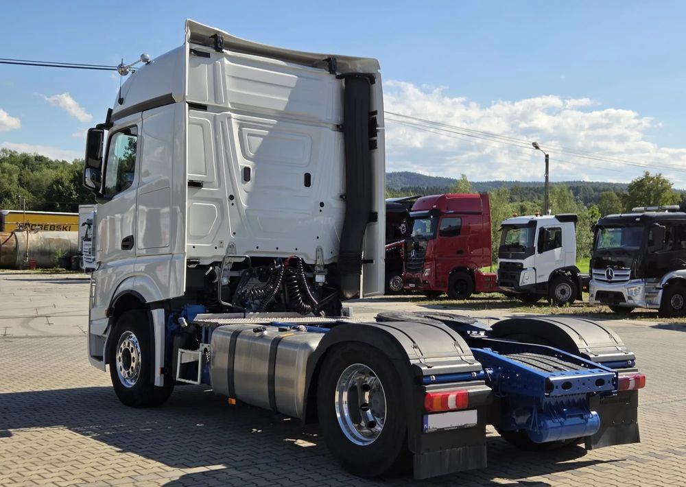 Mercedes-Benz ACTROS 1848 - Ťahač: obrázok 5 Mercedes-Benz ACTROS 1848 - Ťahač: obrázok 5