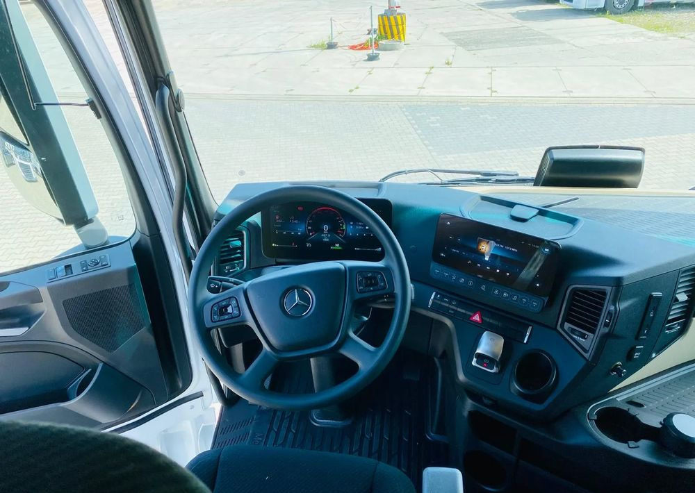 Mercedes-Benz ACTROS 1848 - Ťahač: obrázok 5 Mercedes-Benz ACTROS 1848 - Ťahač: obrázok 5