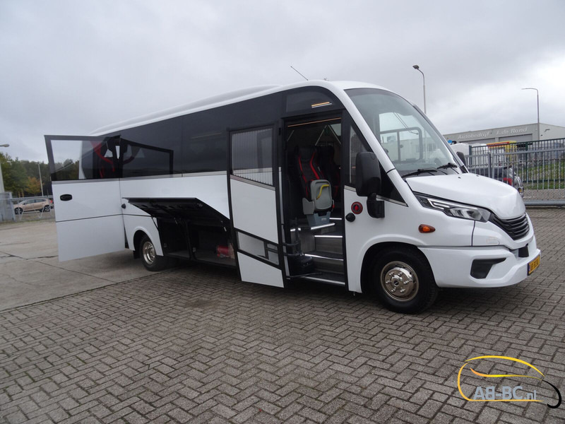 Iveco Aveuro Tourna 35 Seats EURO 6 - Autokar: obrázok 4 Iveco Aveuro Tourna 35 Seats EURO 6 - Autokar: obrázok 4