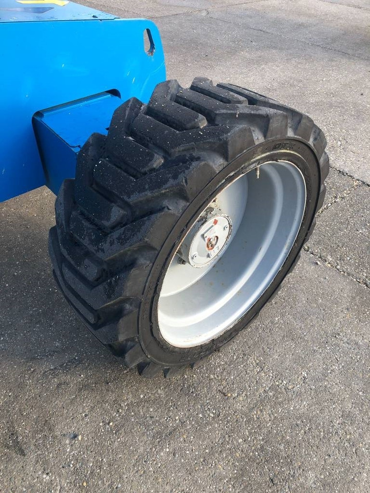 Genie S65 - Kĺbová pracovná plošina: obrázok 3 Genie S65 - Kĺbová pracovná plošina: obrázok 3