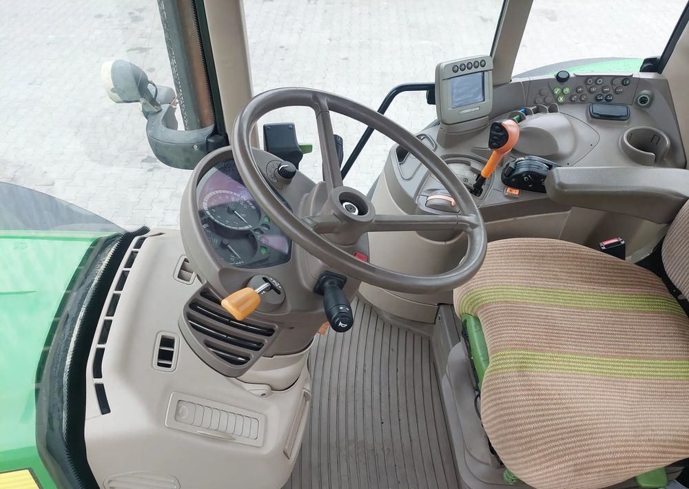 John Deere 7530 - Traktor: obrázok 5 John Deere 7530 - Traktor: obrázok 5