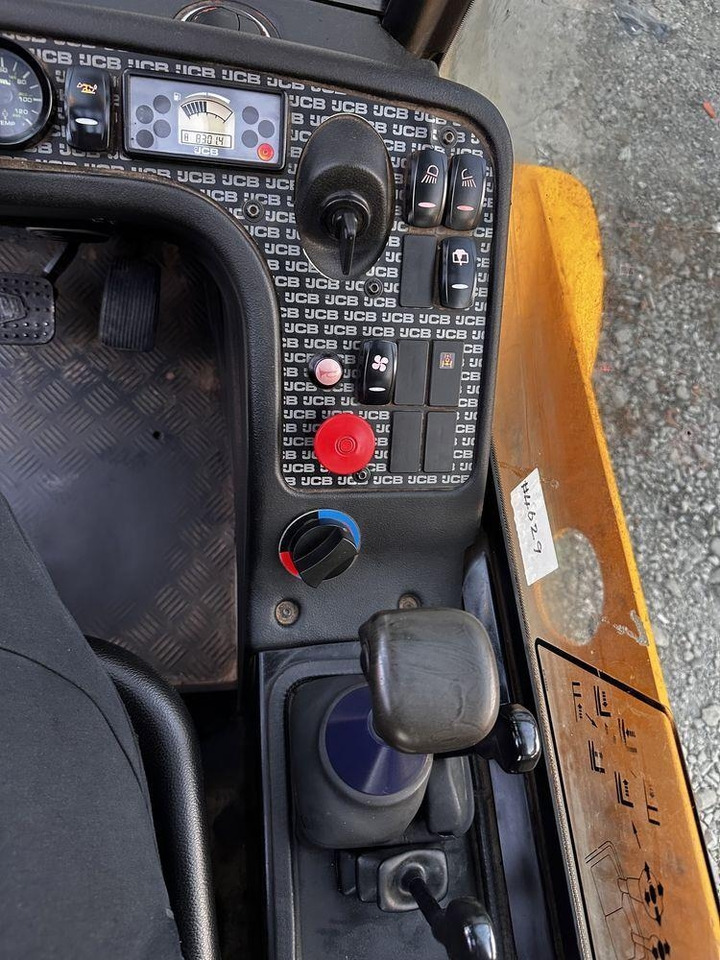 JCB Teletruck 35D 4x4 diesel - Teleskopický nakladač: obrázok 5 JCB Teletruck 35D 4x4 diesel - Teleskopický nakladač: obrázok 5
