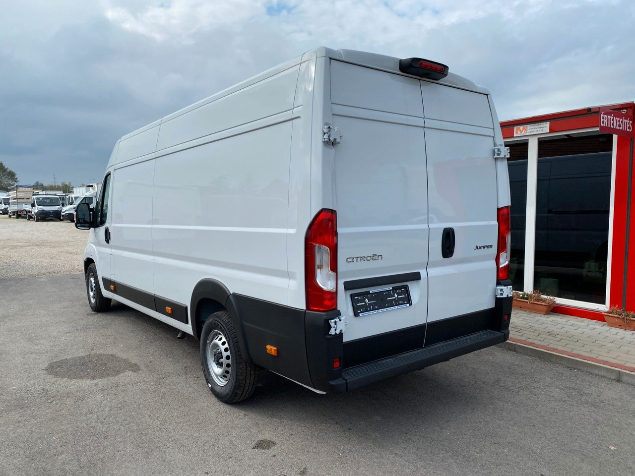 Citroën Jumper Kasten Hochraum 35 L4H2 Heavy BlueHDi 180 - Furgon: obrázok 4 Citroën Jumper Kasten Hochraum 35 L4H2 Heavy BlueHDi 180 - Furgon: obrázok 4