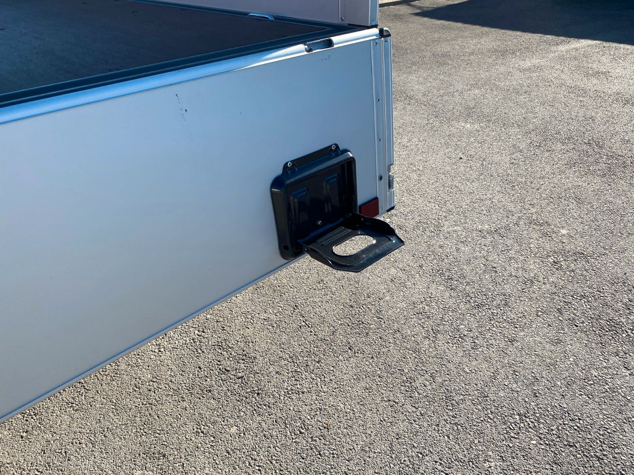 Fiat DUCATO XLWB MAXI PRITSCHE - Dodávka valník: obrázok 3 Fiat DUCATO XLWB MAXI PRITSCHE - Dodávka valník: obrázok 3