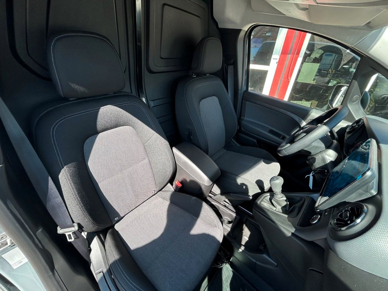 Mercedes-Benz Citan Kasten 112 CDI lang - Malá dodávka: obrázok 5 Mercedes-Benz Citan Kasten 112 CDI lang - Malá dodávka: obrázok 5