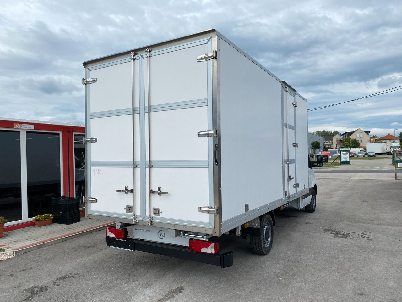 Dodávka skriňová nadstavba Mercedes-Benz Sprinter 319 Koffer: obrázok 6