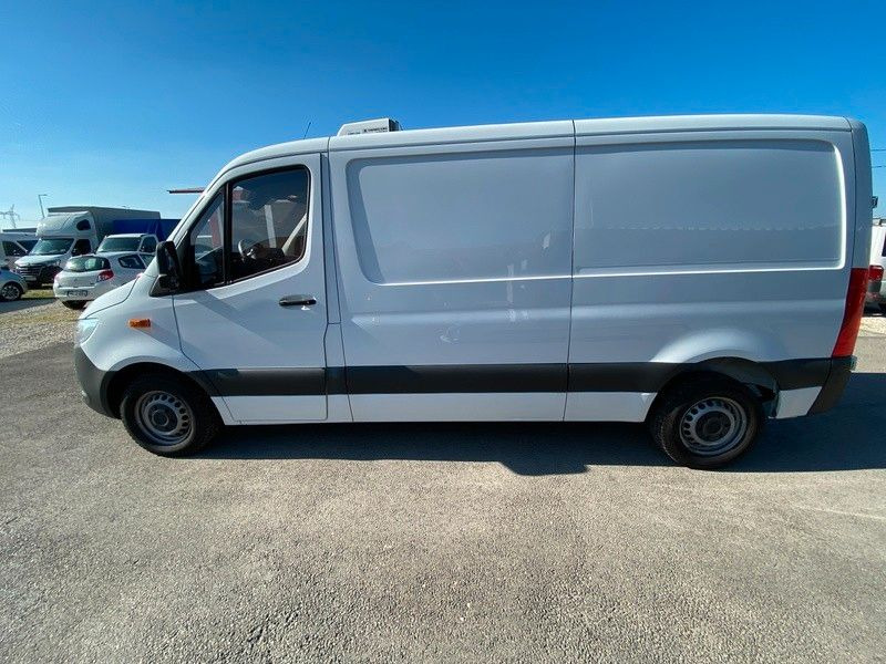 Mercedes-Benz Sprinter III Kasten FWD 211/215 CDI FWD L2 - Chladiarenská dodávka: obrázok 3 Mercedes-Benz Sprinter III Kasten FWD 211/215 CDI FWD L2 - Chladiarenská dodávka: obrázok 3