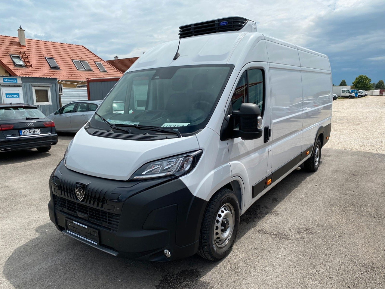 Peugeot Boxer Kasten Hochraum 435 L4H2 BlueHDi 140 Peugeot Boxer Kühlkasten 435 L4H2 BlueHDi 140 - Furgon: obrázok 1 Peugeot Boxer Kasten Hochraum 435 L4H2 BlueHDi 140 Peugeot Boxer Kühlkasten 435 L4H2 BlueHDi 140 - Furgon: obrázok 1