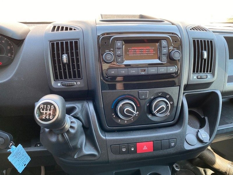 Peugeot Boxer L2 Heavy Kühlkoffer Peugeot Boxer L2 Heavy Kühlkoffer - Chladiarenská dodávka: obrázok 5 Peugeot Boxer L2 Heavy Kühlkoffer Peugeot Boxer L2 Heavy Kühlkoffer - Chladiarenská dodávka: obrázok 5