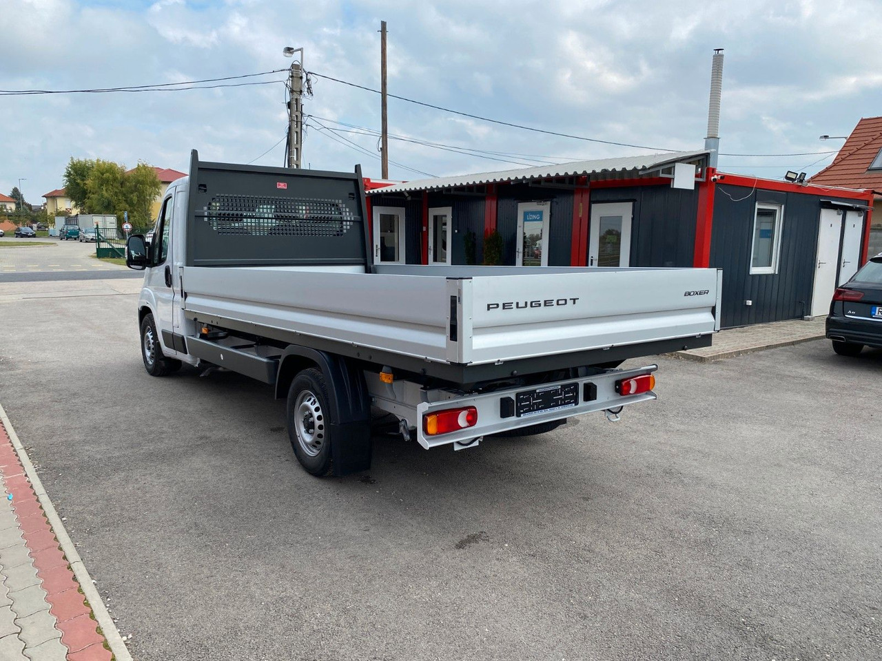 Peugeot Boxer Pritsche/Kipper 435 L4 BlueHDi 140 - Dodávka valník: obrázok 4 Peugeot Boxer Pritsche/Kipper 435 L4 BlueHDi 140 - Dodávka valník: obrázok 4