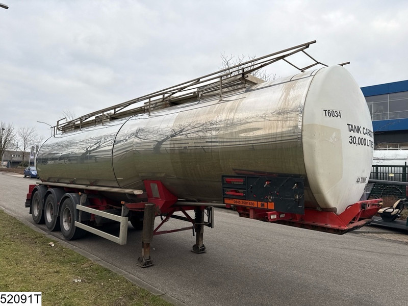 Clayton Chemie 30.000 Liters - Cisternový náves: obrázok 5 Clayton Chemie 30.000 Liters - Cisternový náves: obrázok 5